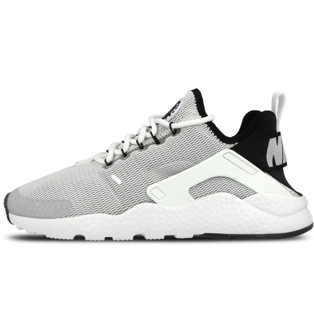 NIKE Air Huarache Run Ultra
